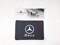 Килимок на панель антиковзкий Mercedes-Benz KZZ