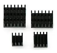 Комплект радиаторов для Raspberry Pi 4B - с термолентой - черный - 4 шт.