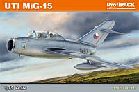 Cборная модель 1:72 самолета МиГ-15УТИ
