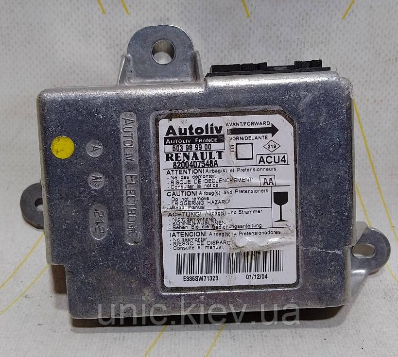 Блок керування AirBag  Renault Megane 2 б/в 8200407548