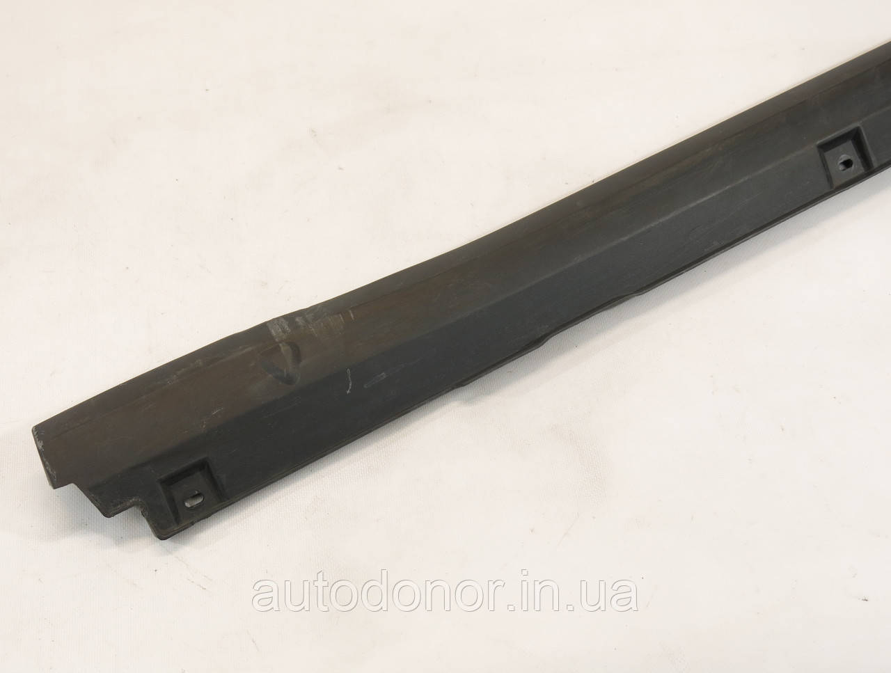Накладка порога лівого VW ID4 (20-) 11K-853-855-9B9