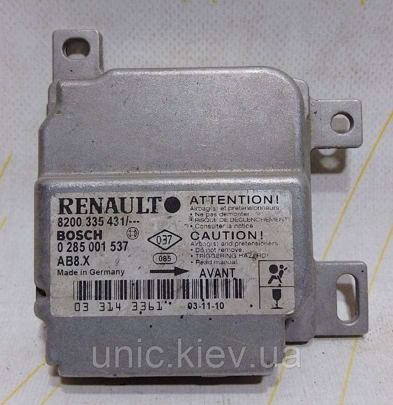 Блок керування AirBag Renault Clio 2 б/в 8200335431