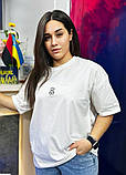 Жіноча футболка оверсайз, модна стильна, футболки жіночі Однотонна жіноча футболка вільного крою бежева, фото 4