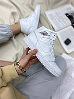 Nike Air Jordan 1 Retro High White «Black Logo» 39