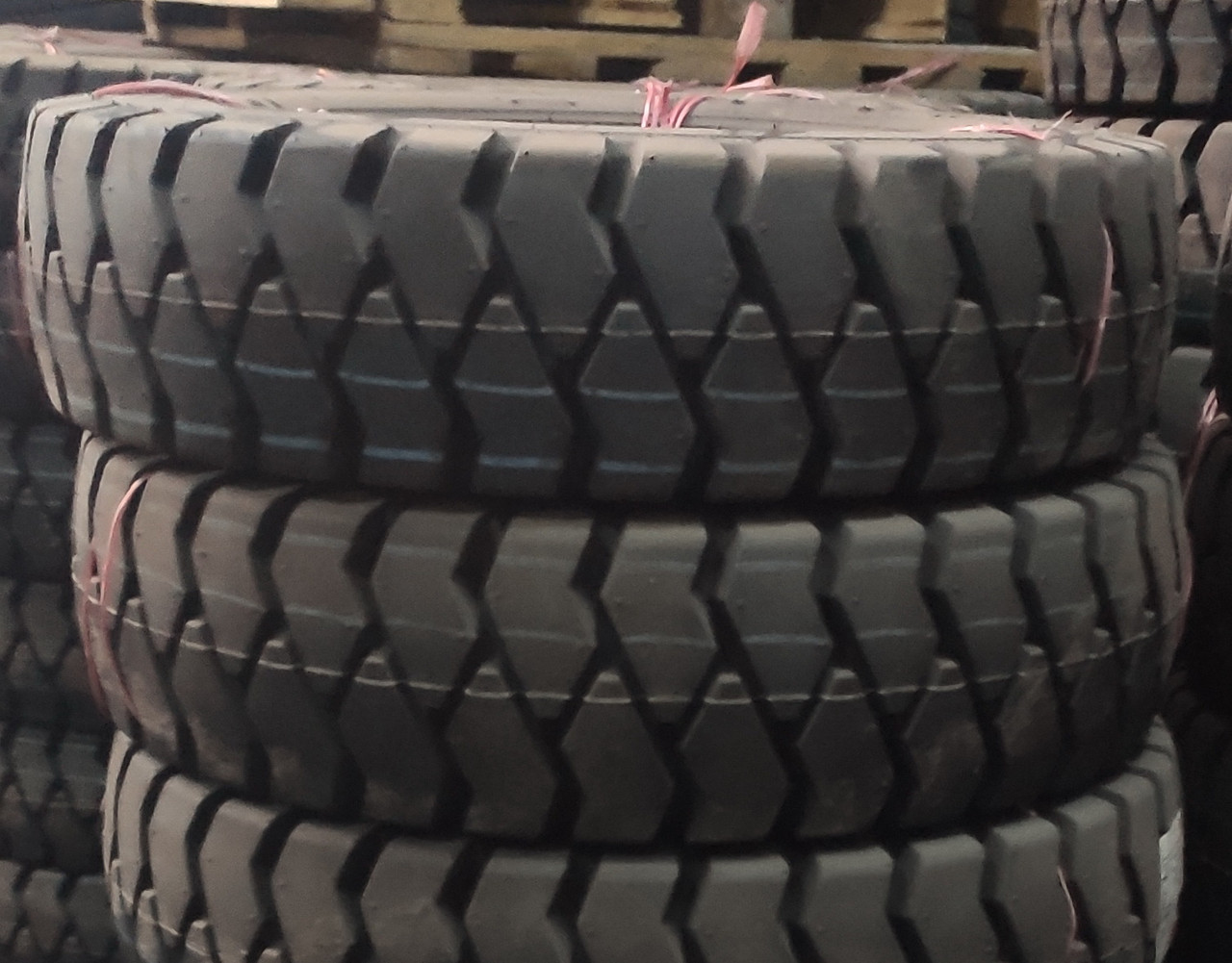 Шини 6.00-9 Bridgestone, фото 1