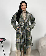 Женское стильное пальто в клетку с поясом