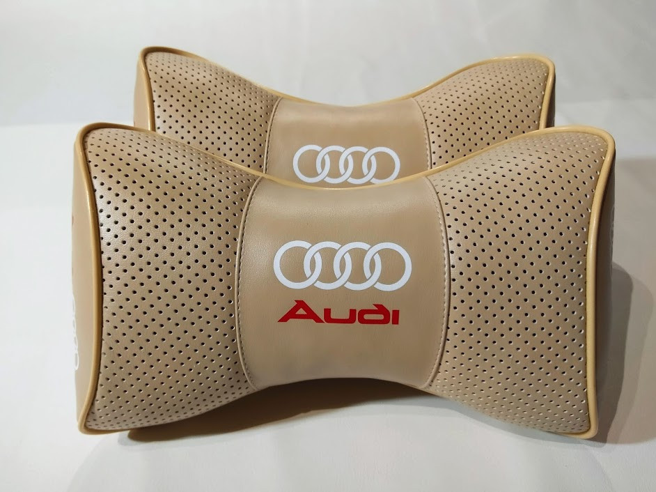 Подушка на підголовник в авто з логотипом Audi бежевий 1 шт