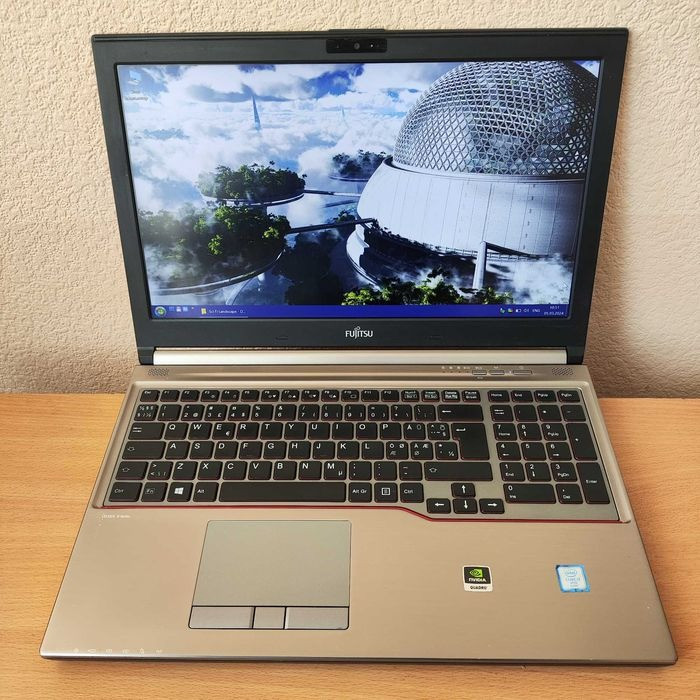 Ноутбук Fujitsu H760 15.6 FHD/IPS i7-6820HQ 4ядра/16/SSD480/Quadro 2Gb