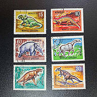 Серия марок Динозавры