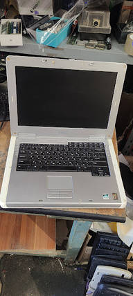 Ноутбук Dell Inspiron 1501 No 23240705, фото 1