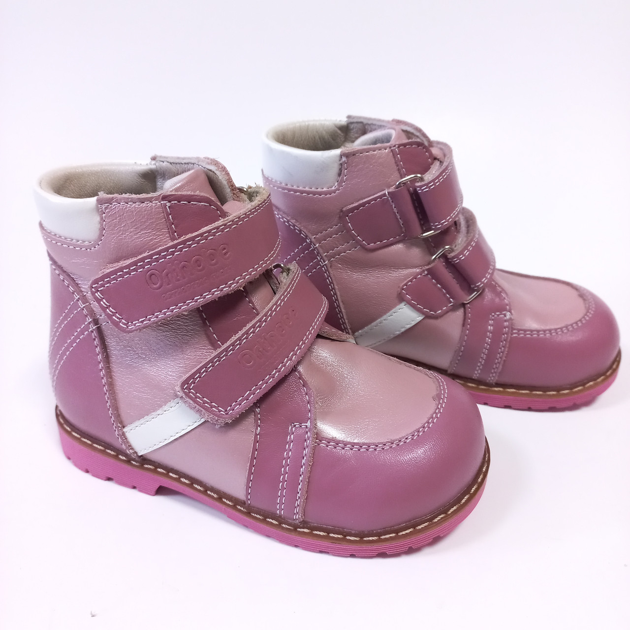 Демісезонні ботинки для дівчинки  203Р-24