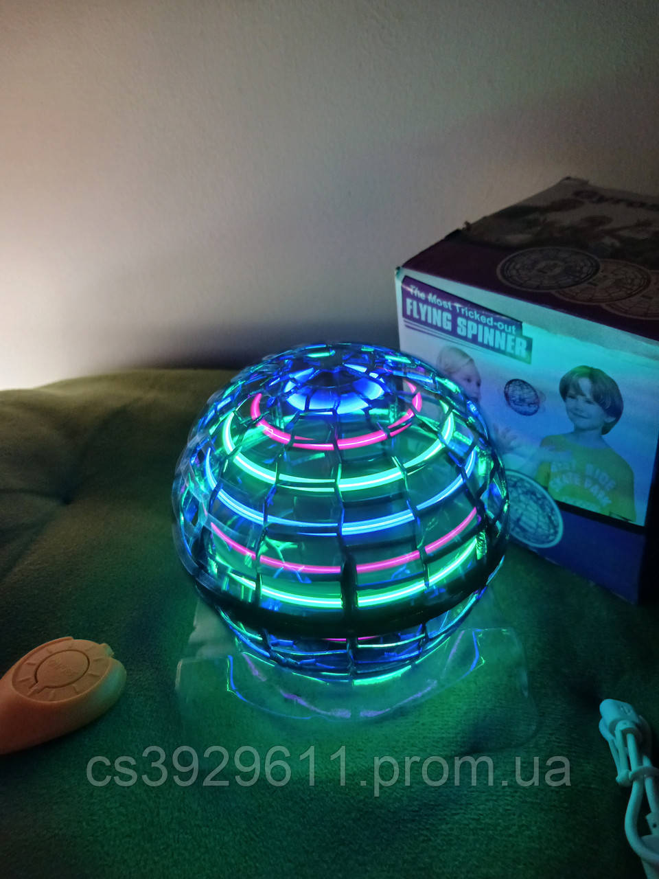 Літаюча куля, що світиться, бумеранг для дітей Flynova pro Gyrosphere, Літальна куля спінер? Flying spinner ball
