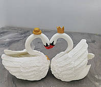 Кондитерские сахарные украшения лебеди пара на свадебный торт