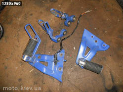 Підніжка зад Suzuki DR750 BIG
