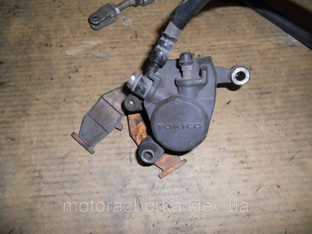 Гальмівний супорт зад Suzuki GSR 600, фото 1