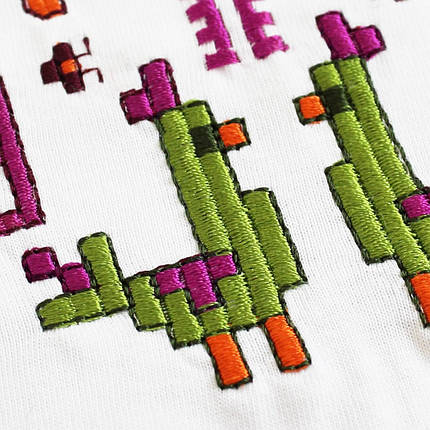 Білий боді для немовлят з вишивкою чорнобривців і пташок орнамент хрестиком патріотичний 56 - 92 см, фото 3