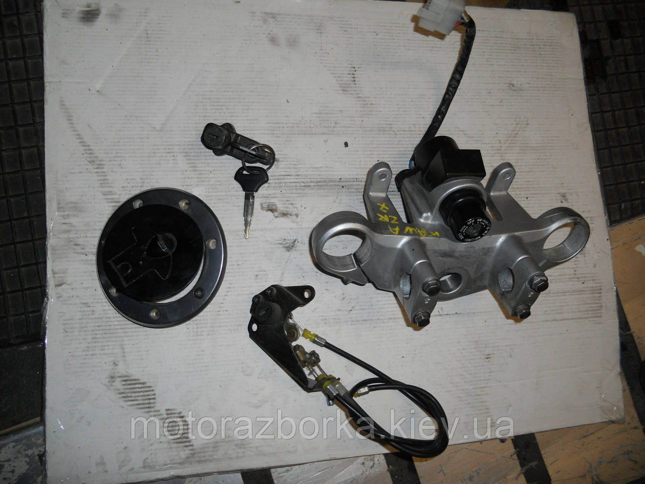 Кришка бака Kawasaki ZR 7, фото 1