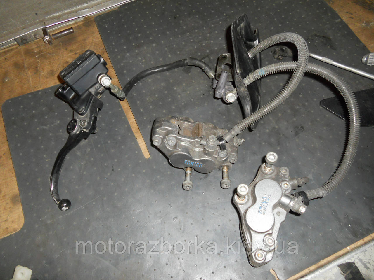 Гальмівні супорта Kawasaki ZX9R (передні), фото 1