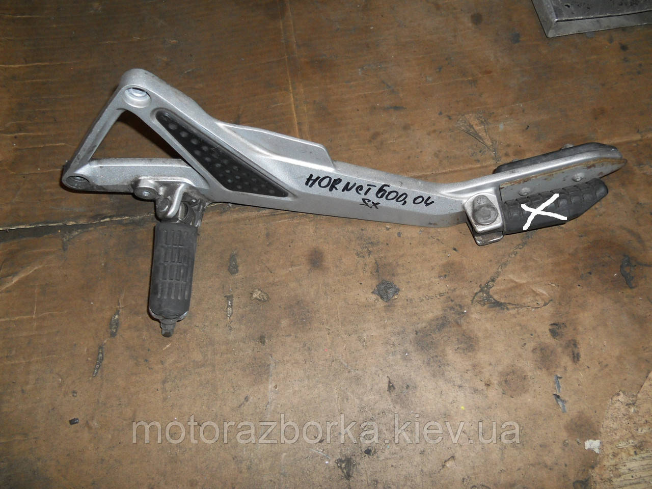 Подножка Honda Hornet 600