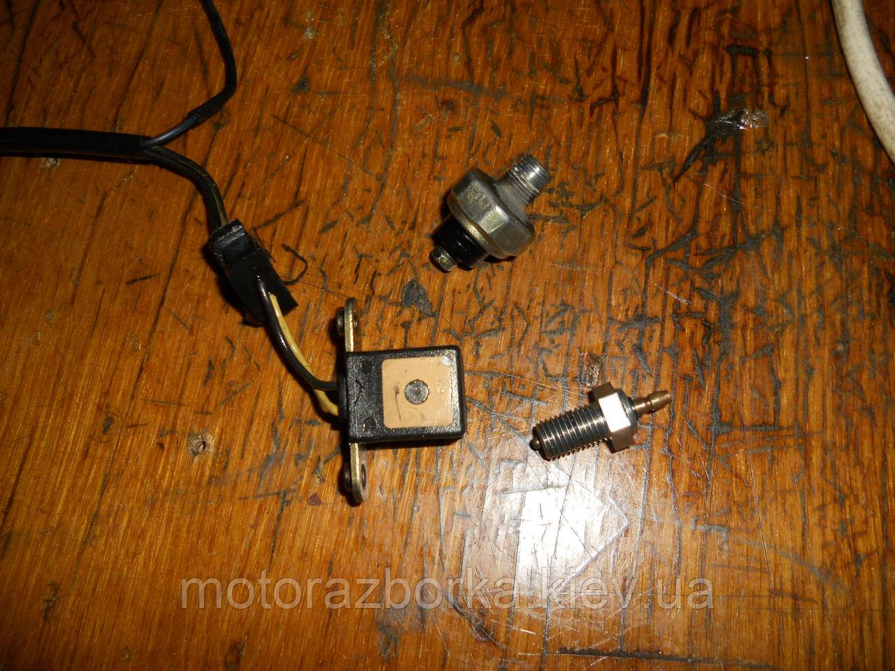 Датчик нейтральній передачі Kawasaki ZX 9R, фото 1