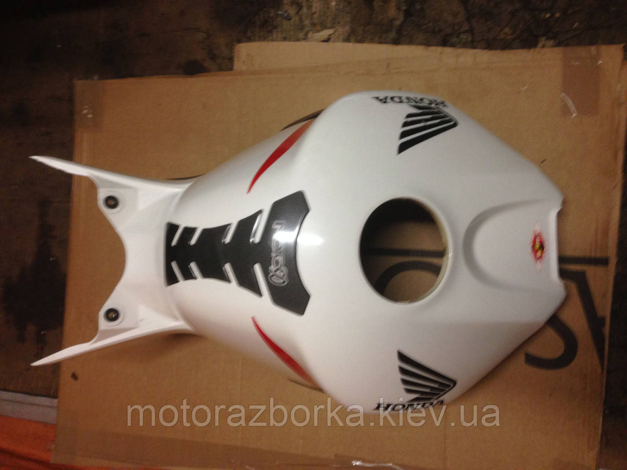 Накладка бака Honda CBR1000RR