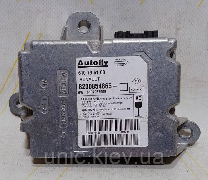 Блок керування AirBag Renault Clio 3, Modus б/в  8200854865