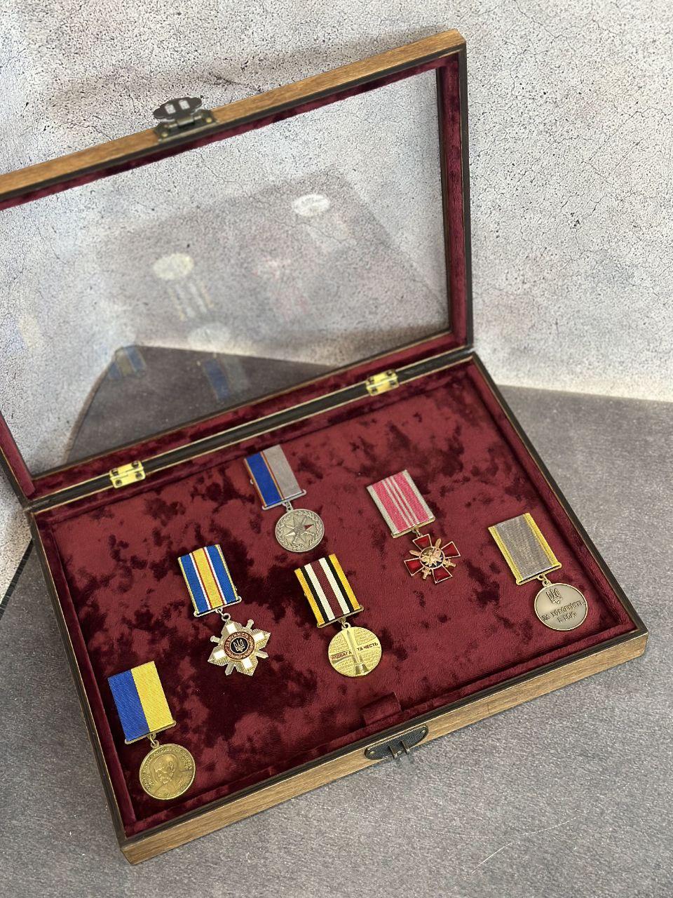 Вітрина для нагород і прикрас, коробочка для нагород і прикрас 315*226*47 мм (А4), фото 1