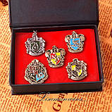 Колекційні значки Гаррі Поттера (герб Ґрифіндора) 5 шт. у коробці, фото 2