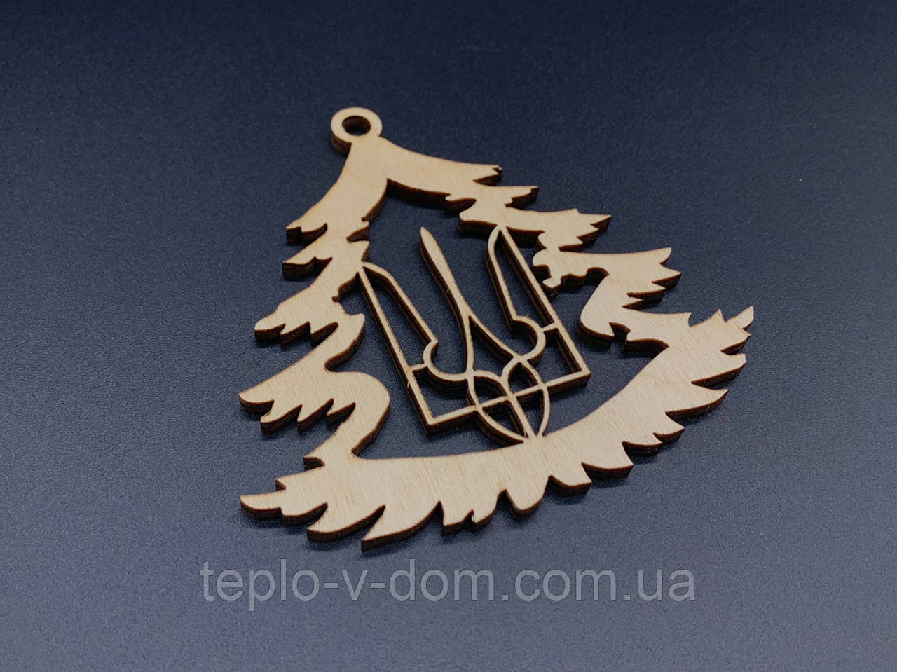 Дерев'яна новорічна іграшка. Фанера. 9х9,5см