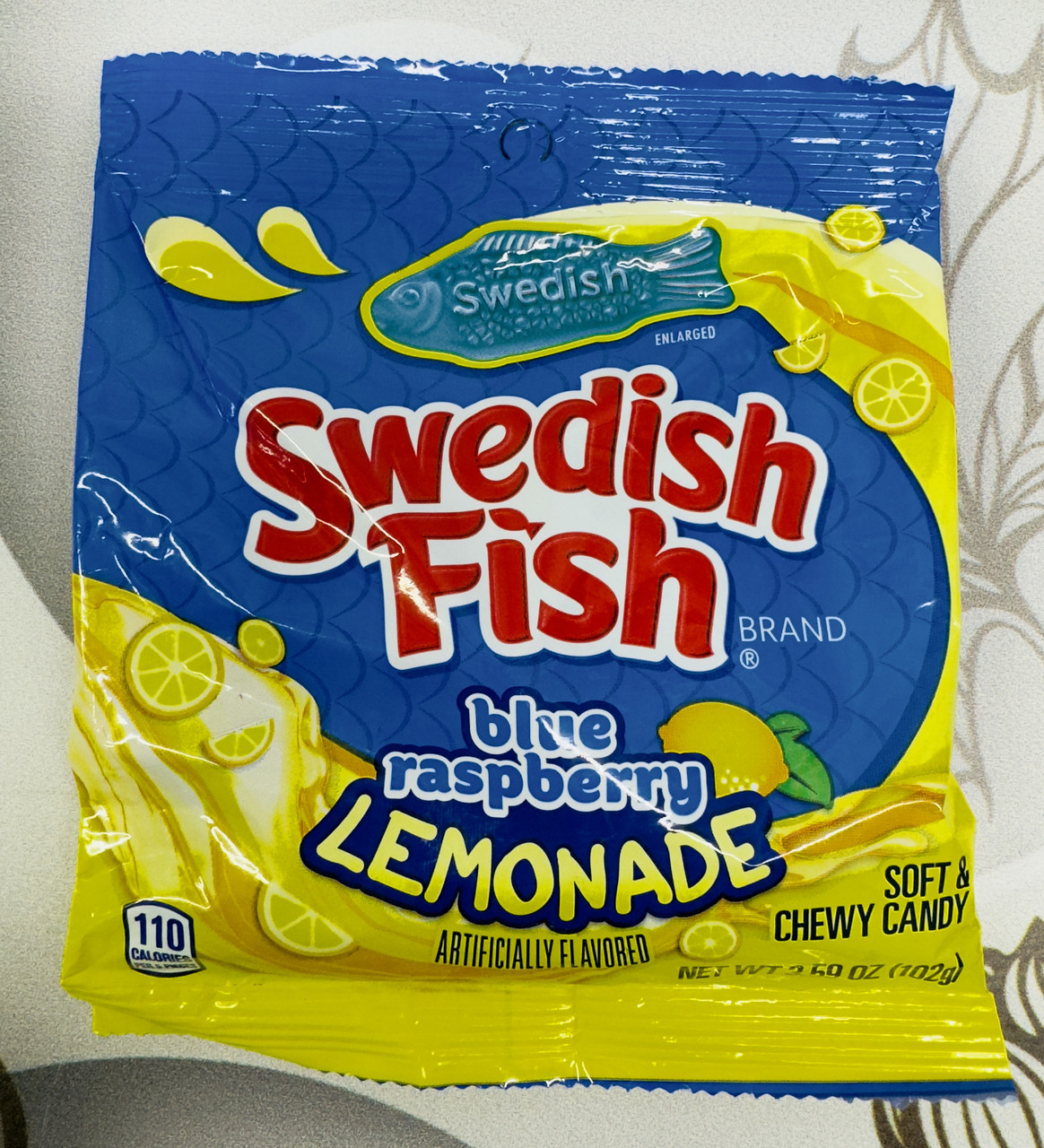 Желейні цукерки рибки Swedish Fish Лимонад з блакитною малиною