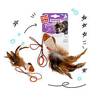 Игрушка для кошек Дразнилка-рыбка на палец GiGwi Teaser, перо, текстиль, 7 см