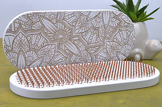 Полегшена ( легка ) дошка Садху для новачків з мідними цвяхами овальна білого кольору " Mandala&Flowers"