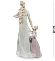 Статуэтка фарфоровая Pavone Счастье материнства 30 см 1105902 GoodStore