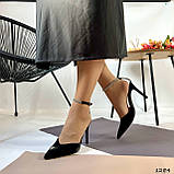 Женские черные туфли атласные на шпильке со стразами, фото 7
