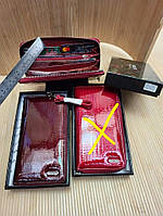 Кожаный кошелек женский покрытый лаком BALISA 18.5×10см, большой женский кошелек