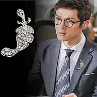 Брошка з кришталевим пір'ям шпилька з корсажем різдвяним листом та кристалами