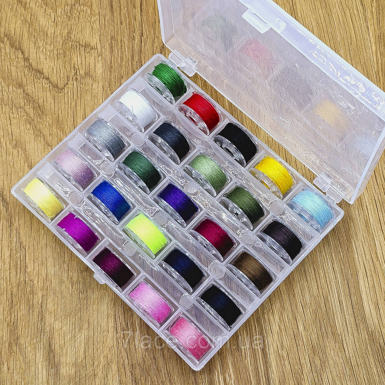 Набір шпуль з нитками в органайзері / мікс кольорів / в наборі 25 шпуль