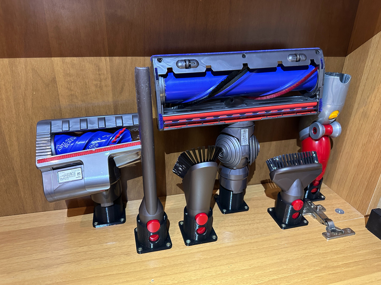 Кріплення для приладдя пилососа Dyson