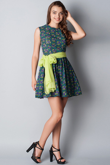 Зелена літня сукня