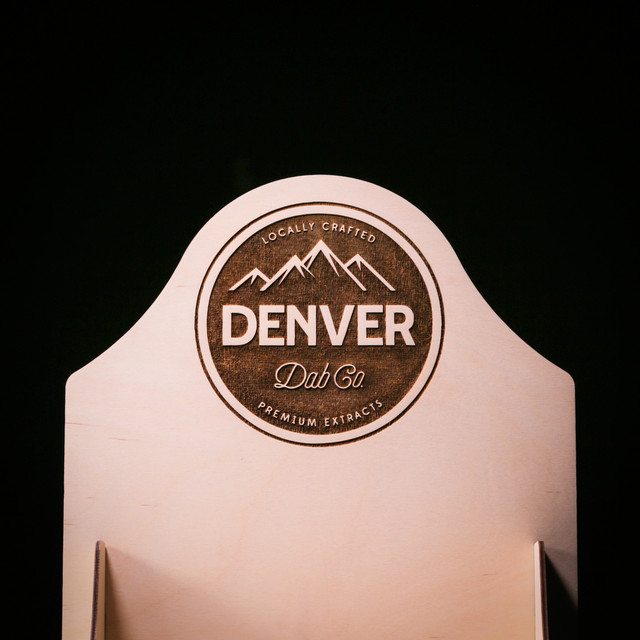 Лазерне гравіювання логотипу