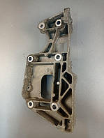 Skoda Octavia A5 Кронштейн генератора та компресора 06F903143F