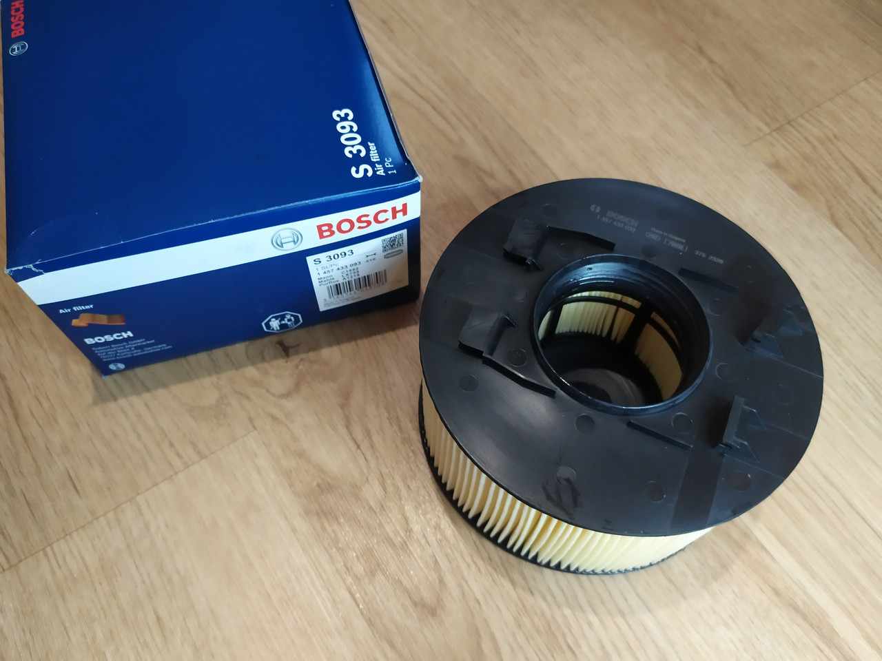 Фільтр повітряний бмв е46 (BMW e46) 316, 318 01-05 (пр.о BOSCH (Бош) 1457433093)