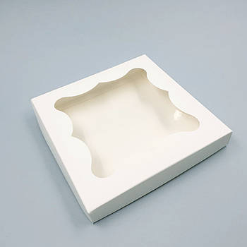 Коробка для пряників із віконцем 20х20х3 см