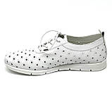 Жіночі шкіряні туфлі сліпони на низькому ходу білого кольору MIDA 230515(34) розмір 36, фото 2