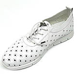 Жіночі шкіряні туфлі сліпони на низькому ходу білого кольору MIDA 230515(34) розмір 36, фото 8