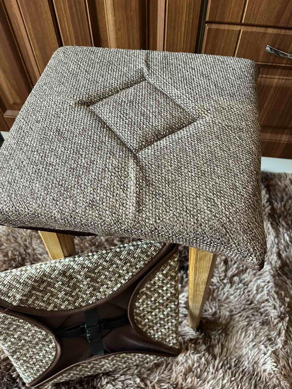 Чохол на табуретку або стілець на карабіні