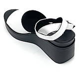 Жіночі шкіряні босоножки чорно-білого кольору на плоскій підошві MIDA 230448(34) розмір 36, фото 7