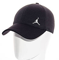 Спортивная бейсболка кепка закрытая на резинке Jordan