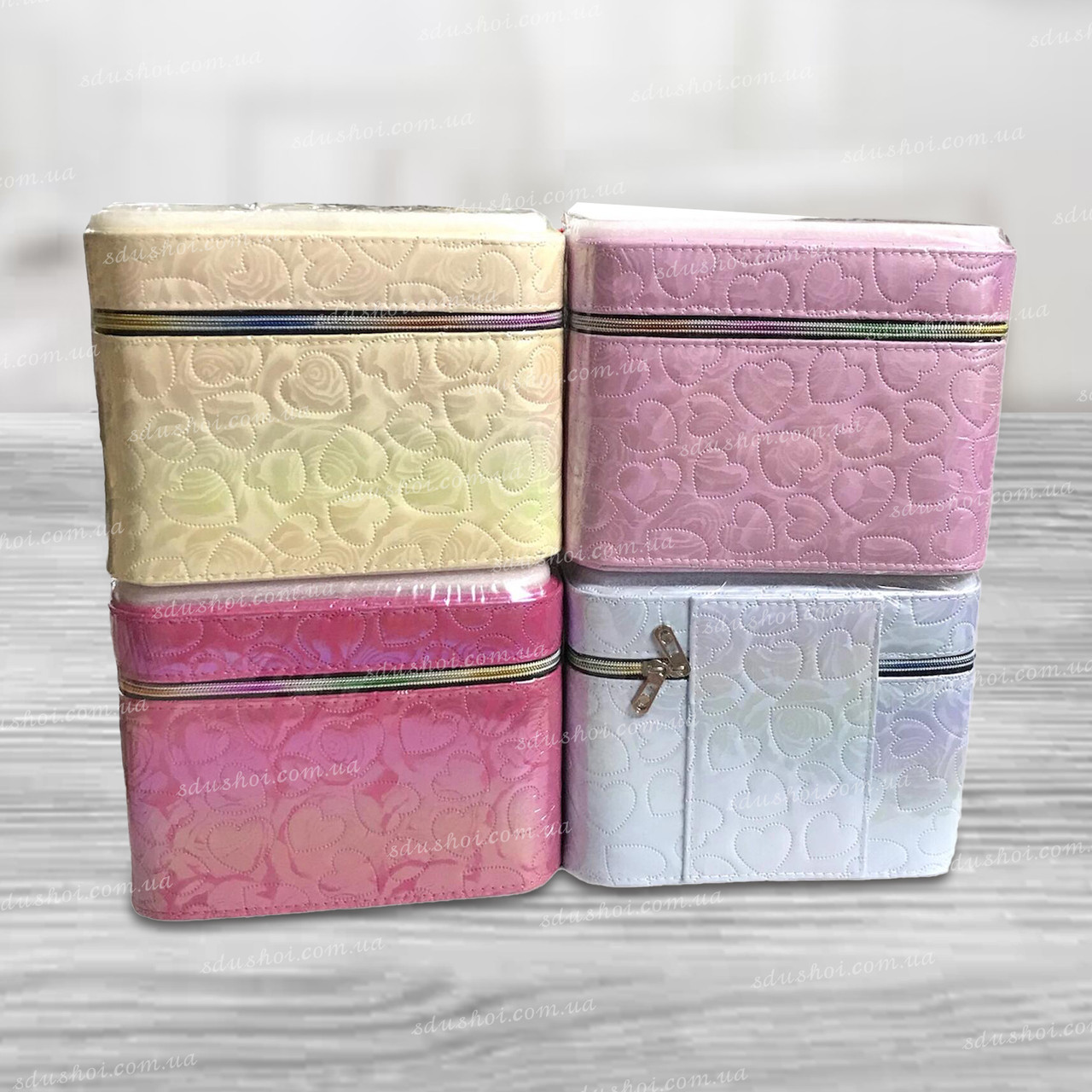 💛Набір б'юті-кейсів для косметики і прикрас на блискавці 3в1, косметичка з сердечками, фото 1