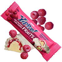 Протеїновий батончик Weider Yippie Fruits 45 g. Смак Малина